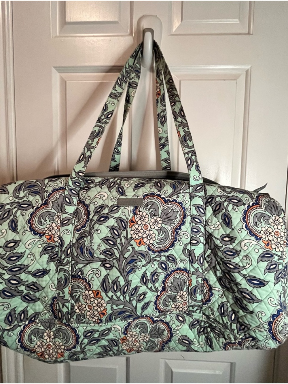 Vera Bradley Fan Flower Large Ultralight Quilted Duffle Bag Long Shoulder Straps